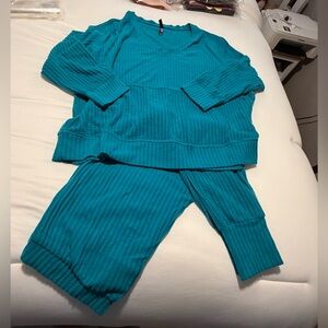 💕💕Torrid Teal Ribbed/waffle knit lounge/pajama set